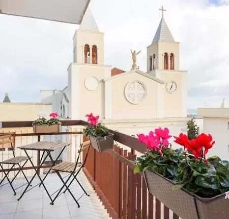 Sea Side Refuge Bari