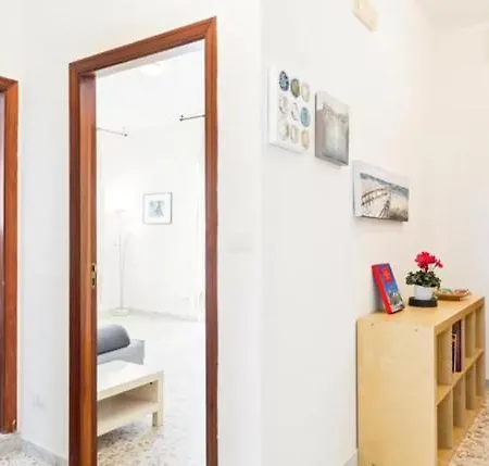 Sea Side Refuge Holiday home Bari